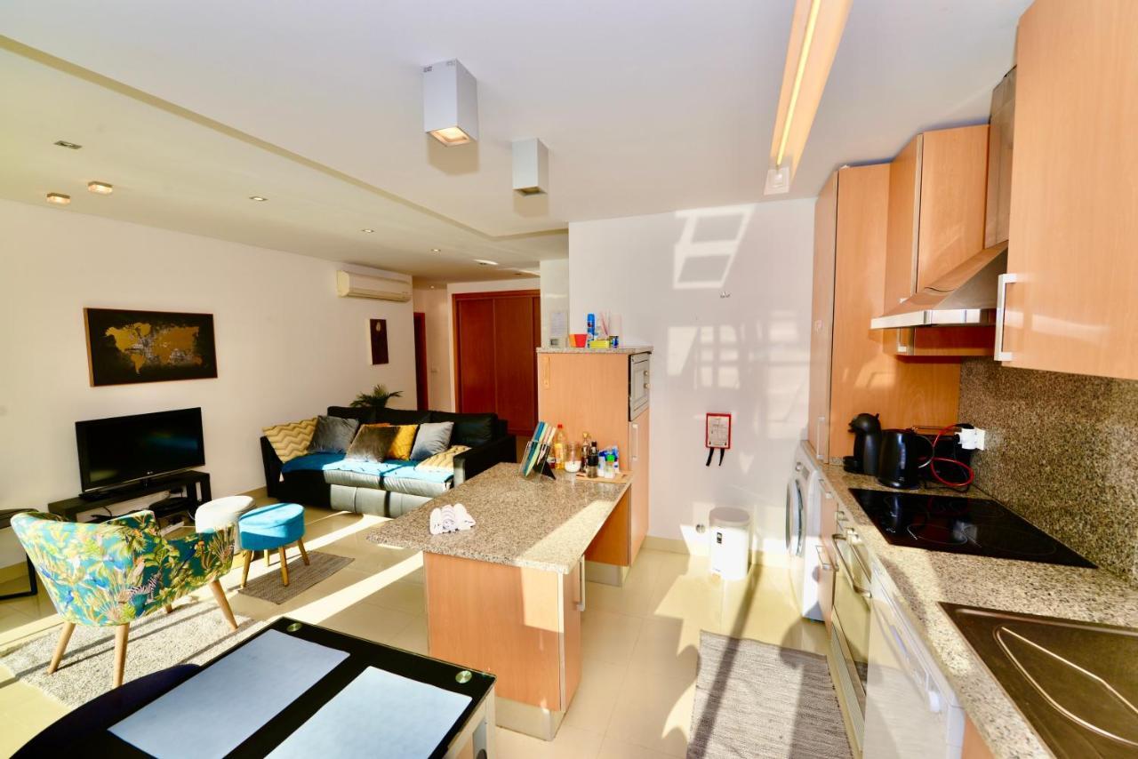 Silver - Apartment For 4 Guests 150M From Beach São Martinho do Porto Eksteriør billede