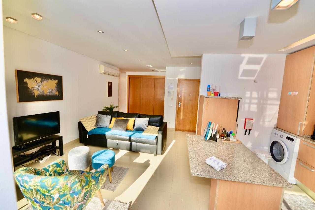 Silver - Apartment For 4 Guests 150M From Beach São Martinho do Porto Eksteriør billede