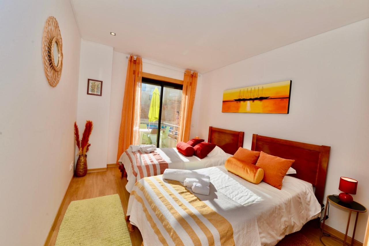 Silver - Apartment For 4 Guests 150M From Beach São Martinho do Porto Eksteriør billede