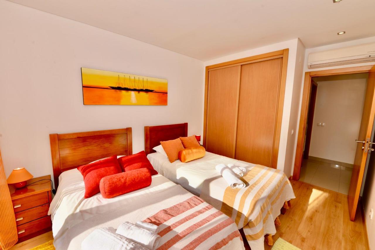 Silver - Apartment For 4 Guests 150M From Beach São Martinho do Porto Eksteriør billede