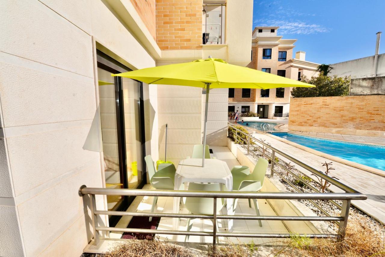 Silver - Apartment For 4 Guests 150M From Beach São Martinho do Porto Eksteriør billede