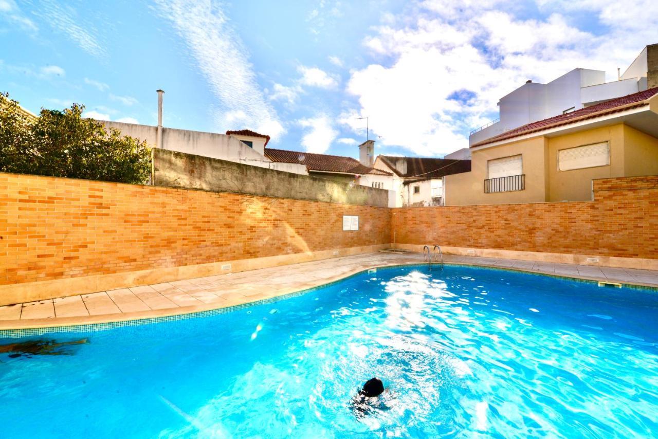 Silver - Apartment For 4 Guests 150M From Beach São Martinho do Porto Eksteriør billede